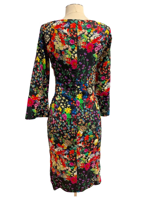 ETRO DRESS NWT SIZE 4 La Boutique Resale ETRO DRESS NWT SIZE 4 La Boutique Resale