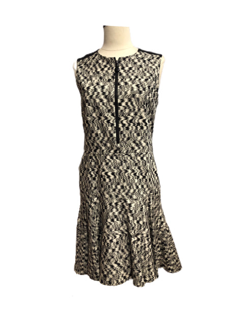A-K-R-I-S- punto Dress  La Boutique Resale
